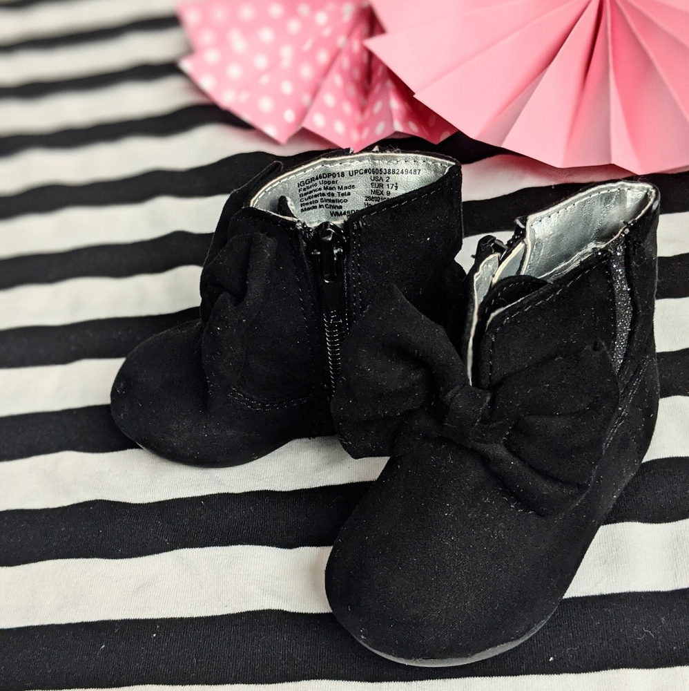 Baby bow shoes